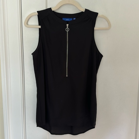 NWOT APT 9 black tank top with zipper front! - Picture 1 of 4